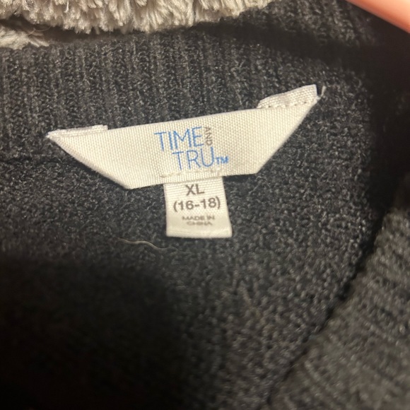 Sweater - Picture 3 of 3